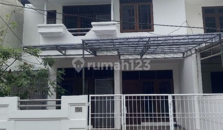 Rumah Bagus Rapi Disewa Lokasi Sunter