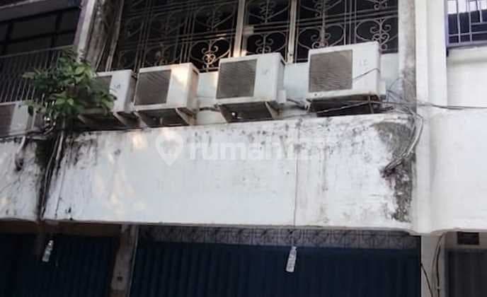 Disewakan Ruko Gandeng 4 Lantai di Kemayoran Jakpus