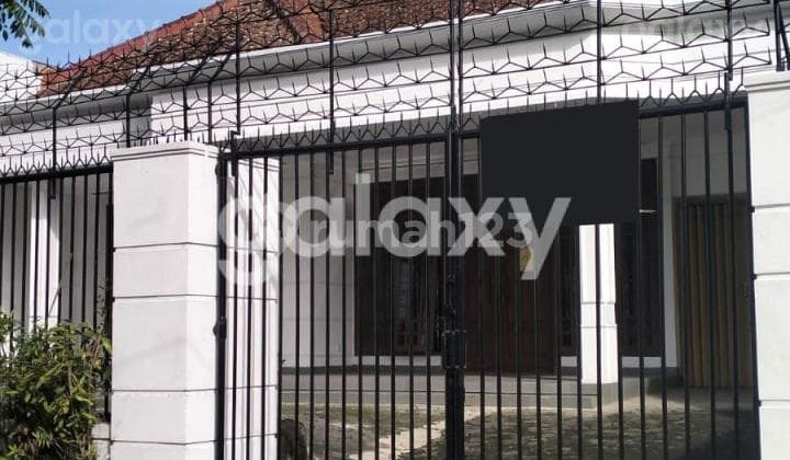 Rumah Mewah Dekat Batu Town Square Kota Batu Gmk03711