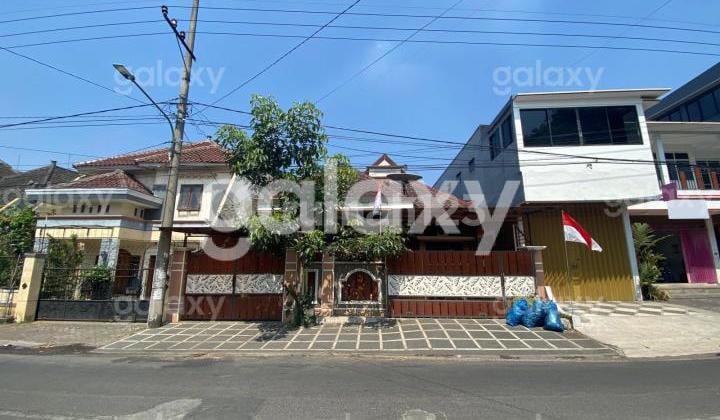 Large House with Cold Storage in Lowokwaru, Malang Gmk03618