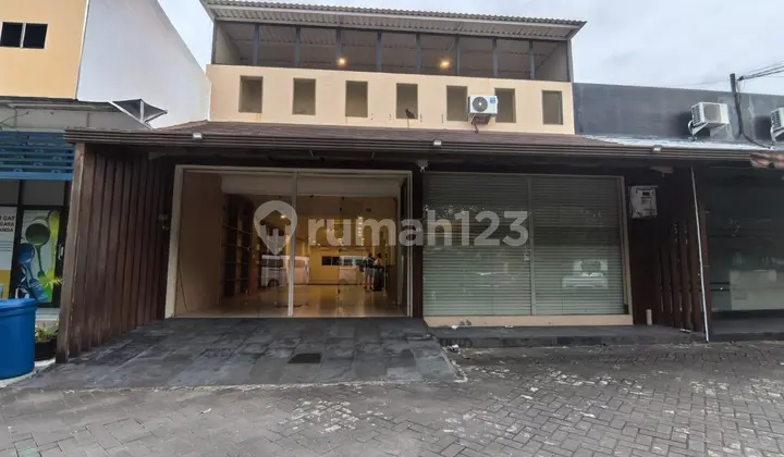 Leased - Strategic Shophouse in Bali