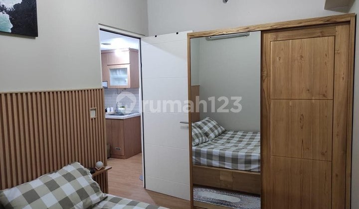 Di Sewakan Apartemen Springlake Sumarecon Bekasi