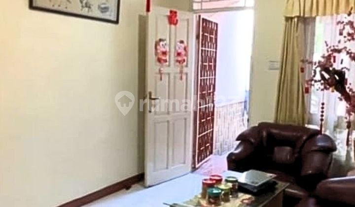 Dijual Cepat Rumah di Graha Raya. SHM Siap Huni