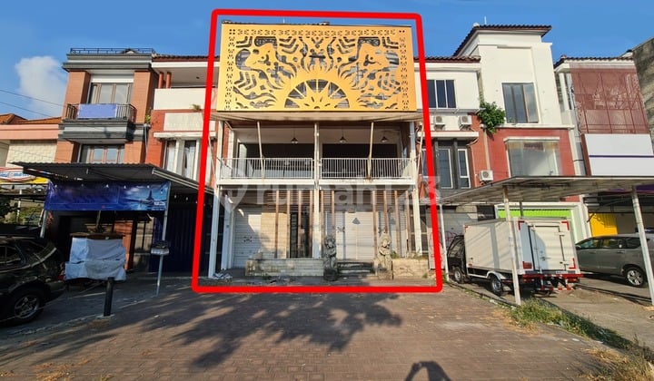 Ruko Sewa di Sunset Road Kuta, Badung