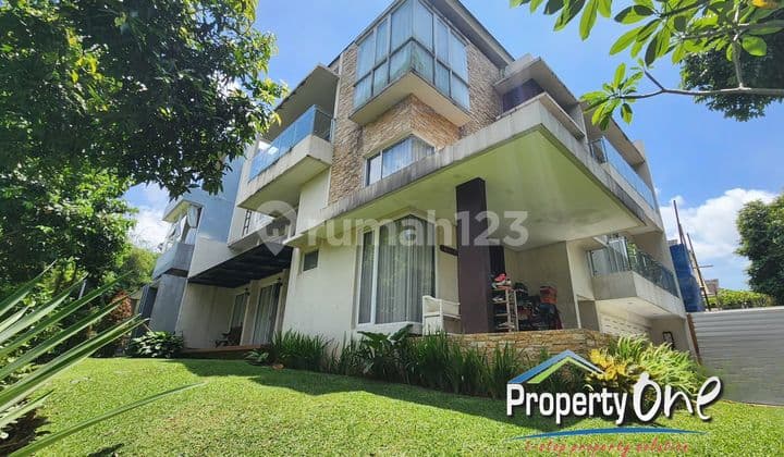 Jual Rumah Posisi Hook di Delatinos BSD