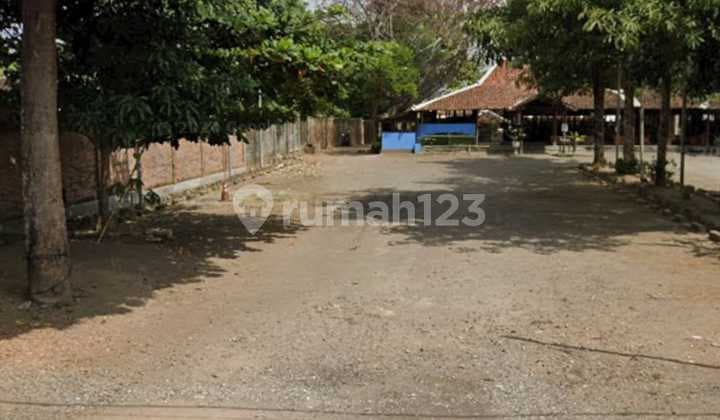 Tanah Strategis Komersial di Jalan Magelang Dekat Terminal Jombor