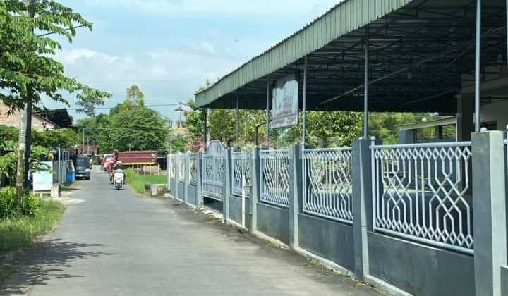 Rumah Besar Siap Huni di Sidoarum Godean