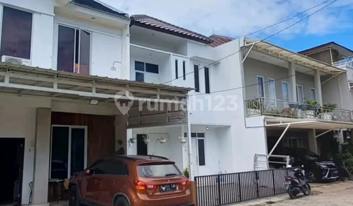 Rumah ******** Komplek Graha Orlandost Bintaro