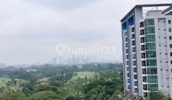 Hampton Park Apartment, cheap golf course view, rarely available.