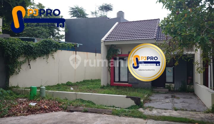 Rumah di Segara City