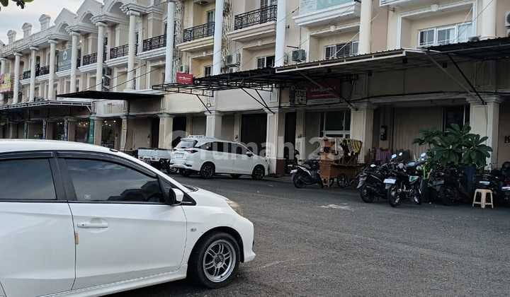 Ruko Bagus 3 Lantai di Sentra Niaga Harapan Indah