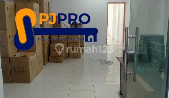Ruko Bagus 3 Lantai di Harapan Indah