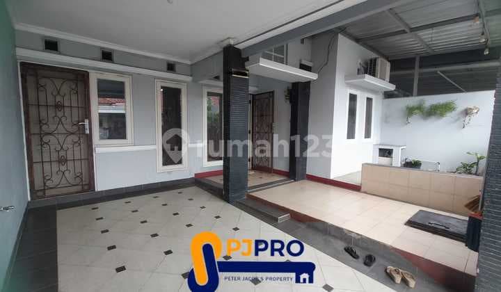 Rumah Bagus Siap Huni di Harapan Indah, Bekasi.
