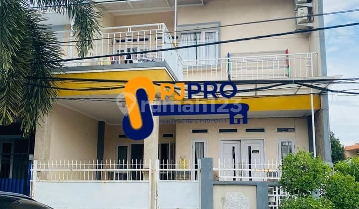 Rumah Hook 2 Lantai Dekat Harapan Indah