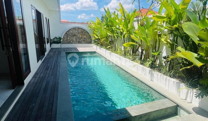 Villa Baru - Modern Tropical Style di Cepaka