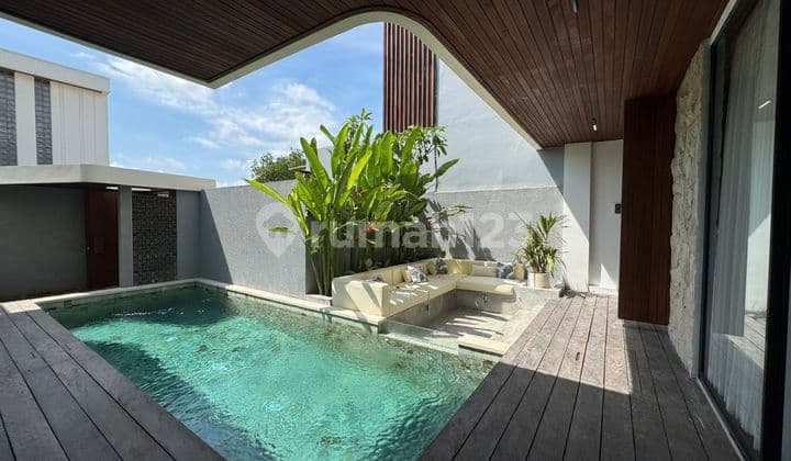 Brand New Villa Mewah Fully Furnished di Buduk Dekat Canggu