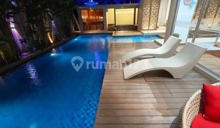 Villa Mewah Modern Dekat Pantai Jimbaran dan Sidewalk Mall