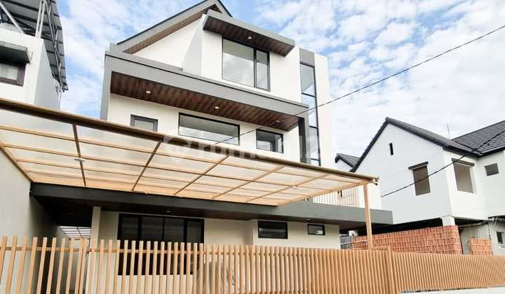 Rumah Baru Modern Siap Huni 3 Lantai Dekat Canggu