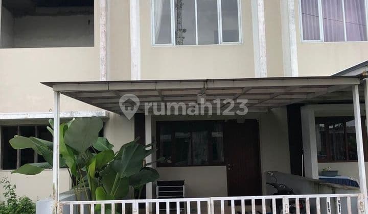 A 2-Story House for Sale Starting from 600 Million, Ready to Occupy in Wanasari Tabanan