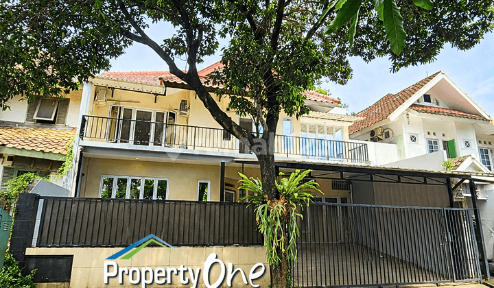 Jual Rumah 2 Lantai Full Renovasi Lokasi Strategis di Giri Loka Dekat Akses KRL Rawa Buntu dan Tol BSD