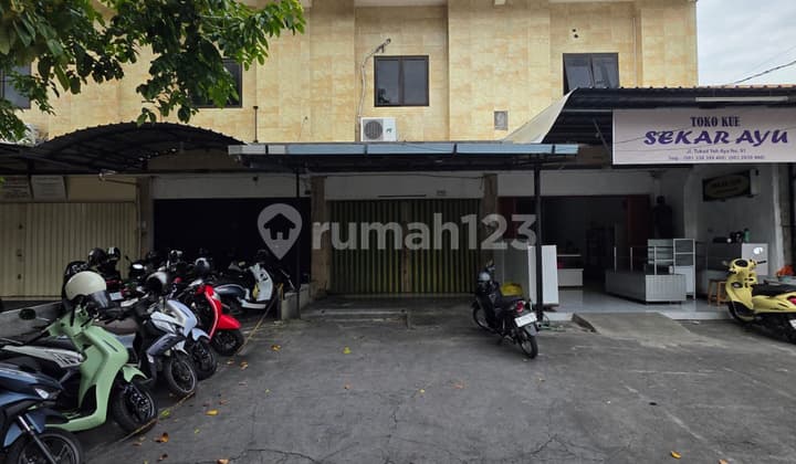 Ready-to-Use Shop House Next to Tiara Dewata Renon