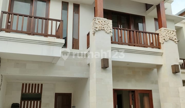 Rent a 3BR House with Pool at Tukad Balian