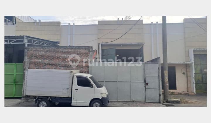 Gudang Murah 1Man, Lokasi Strategis di Kepatihan Industri, Sby