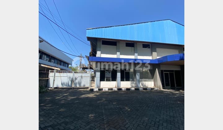 Pabrik Lokasi Strategis di Rungkut Industri, Surabaya