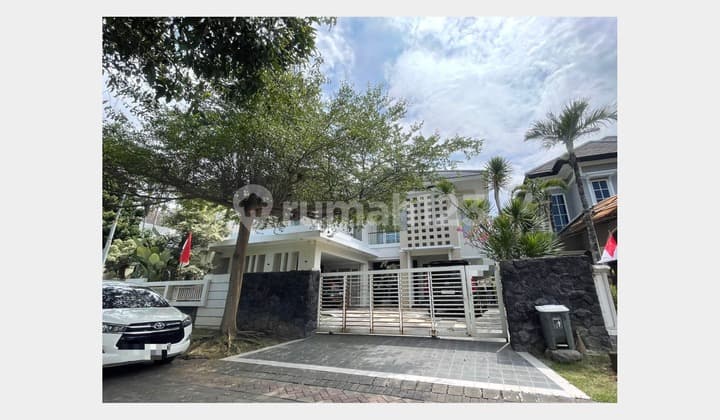 Rumah Mewah Tropical, Ciamiiiik di Vila Bukit Mas, Surabaya