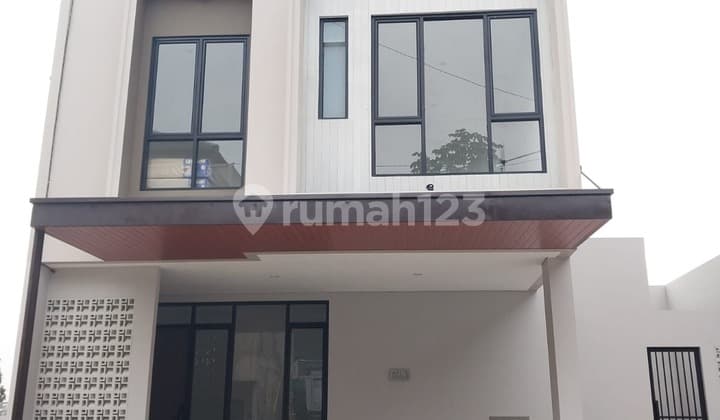 Dijual Rumah Mewah Nempel MRT Lebak Bulus