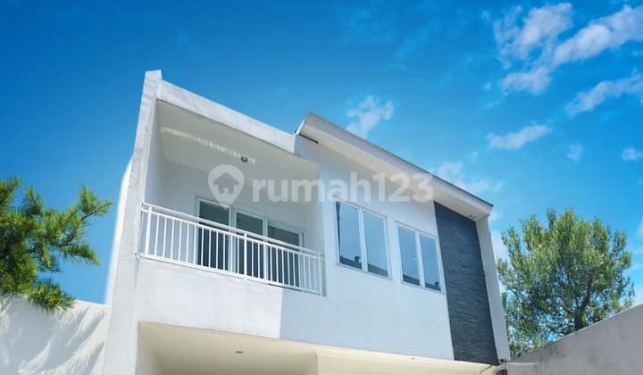 Dijual Rumah Siap Huni 15 Menit ke MRT Lebak Bulus