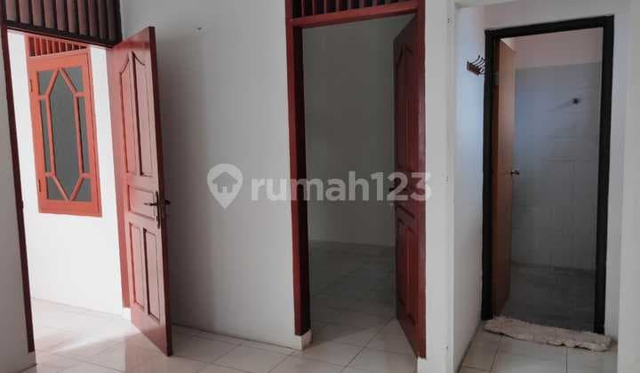 Rumah Butuh Minim Renovasi SHM di Jl. Senopati Dalam Ii No. 6, Senayan, Kebayoran Baru, Kota Jakarta Selatan, Dki Jakarta, Indonesia, 12190, Senopati