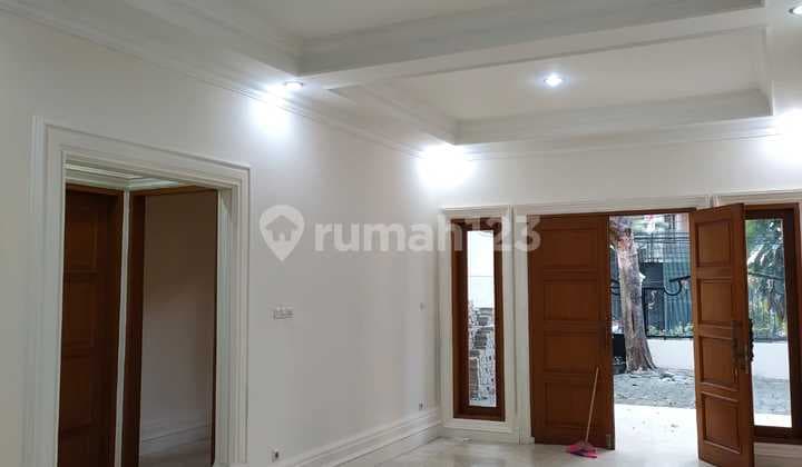 Rumah Butuh Minim Renovasi SHM Area Wijaya Panglima Polim Kebayoran Baru Jakarta Selatan