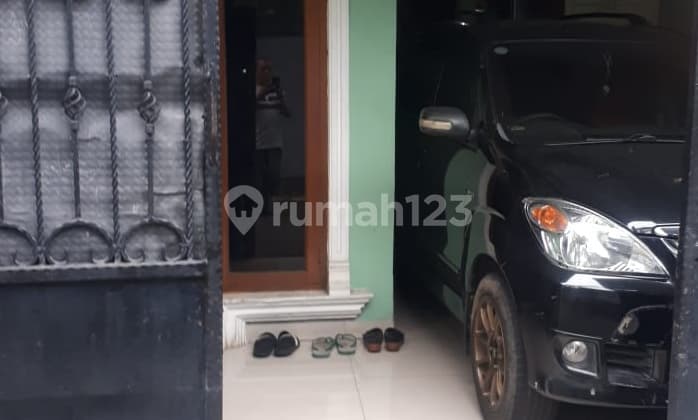 Jual Rumah di Kampung Rawa Kebon Jeruk