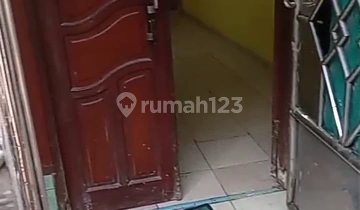 Jual Rumah Nyaman di Daerah Gondrong Cipondoh