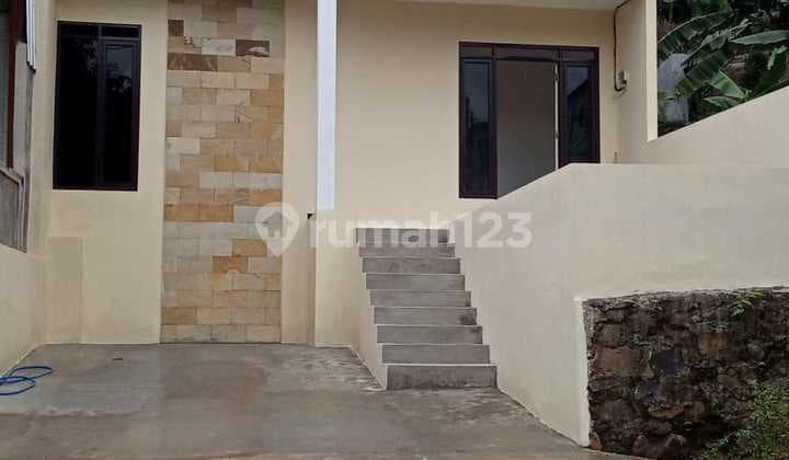 Graha Borobudur 2 House, Manyaran, Semarang City By Prabowo Siswanto Property