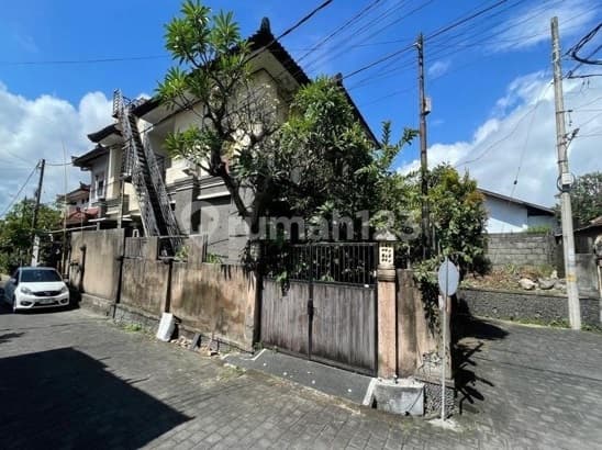 Graha Liva Kertalangu - Rumah 2 Lantai Full Size 238M², Luasnya Serius!