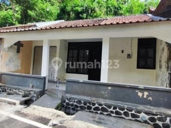Rumah + Kios Dalam 1 Paket - Tinggal Nyaman, Usaha Jalan!