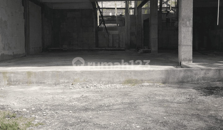 Ruko Strategis di Jl. Diponegoro - 6 Meter Fasad, Siap Usaha Mei/Juni!