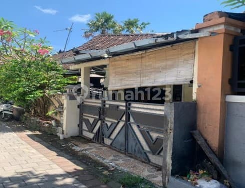 Kerobokan Hidden Gem! Rumah Ready Huni 3 Kamar - Legalitas Lengkap, Siap Langsung Tempati!