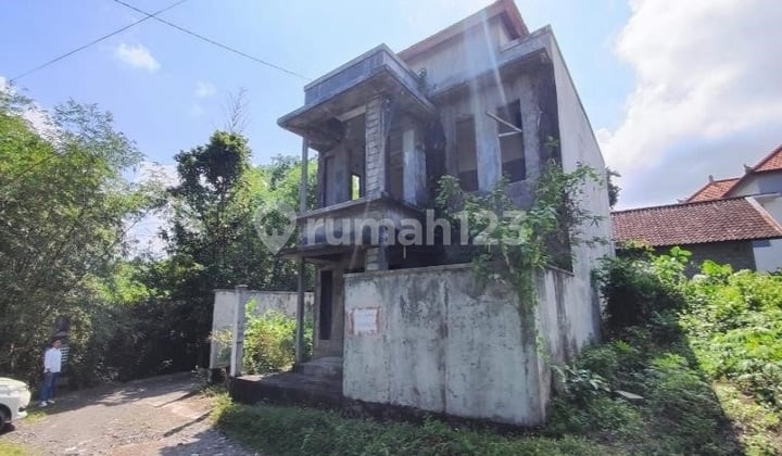 2 Lantai, 4 Kamar, 186M² di Puri Pandawa - Harga Masih 725 Juta?!