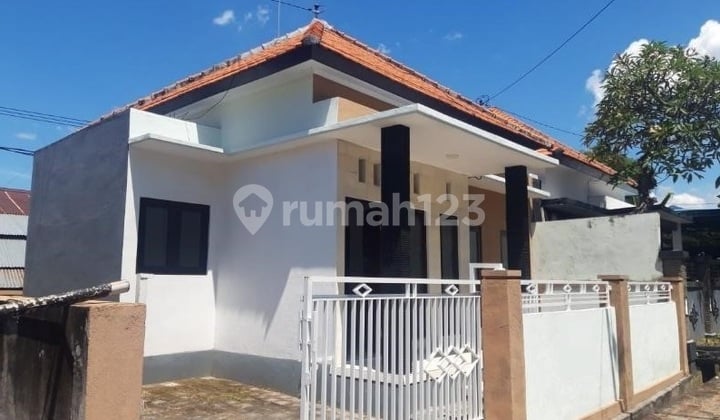 New Panji Executive - Rumah Minimalis Elegan, Hadap Timur Laut
