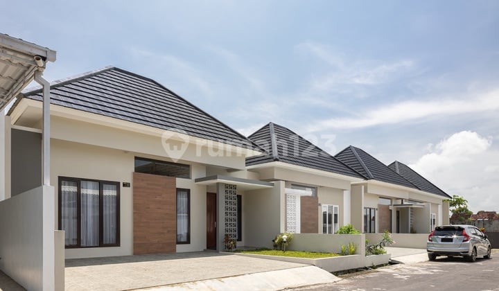 Rumah Bagus Dekat Bandara Lingkungan Cluster