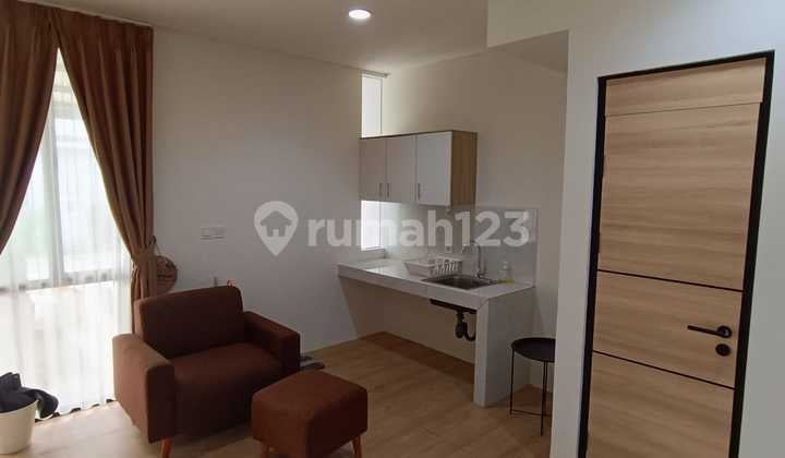 For Sale at a Loss, Price Reduced for Cendana Parc House in Lippo Village, Tangerang.