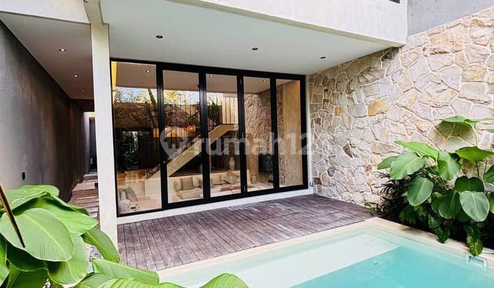 2 Kamar Villa di Jual Leasehold , Berawa Canggu Area