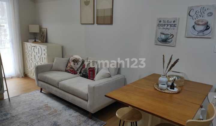 Springlake Tower Davallia Apartments Bekasi