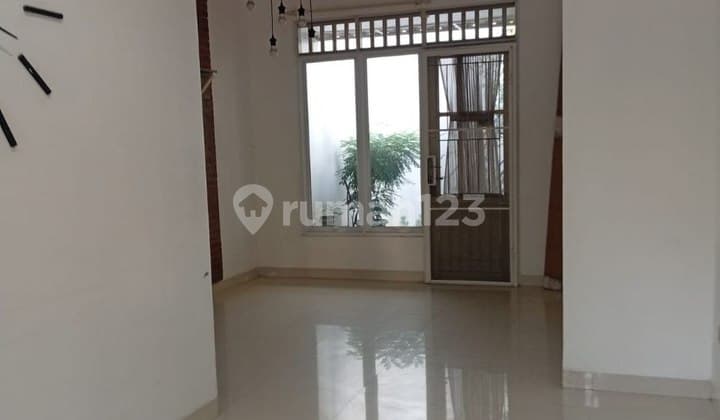 For Rent: House in Kemang Pratama, Rawalumbu, Bekasi