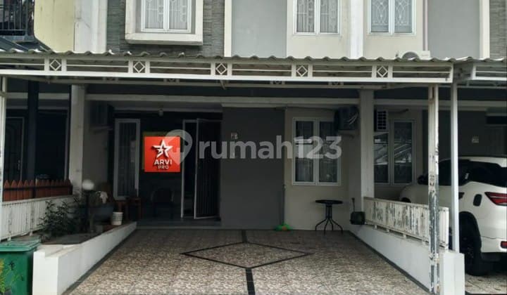 Disewakan Rumah 2 Lantai di Sakura Regency 3 Bekasi Timur