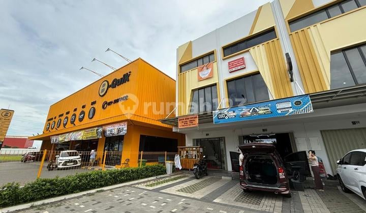 Ruko Sangat Strategis Dekat Summarecon Crown Gading Harapan Indah Bekasi