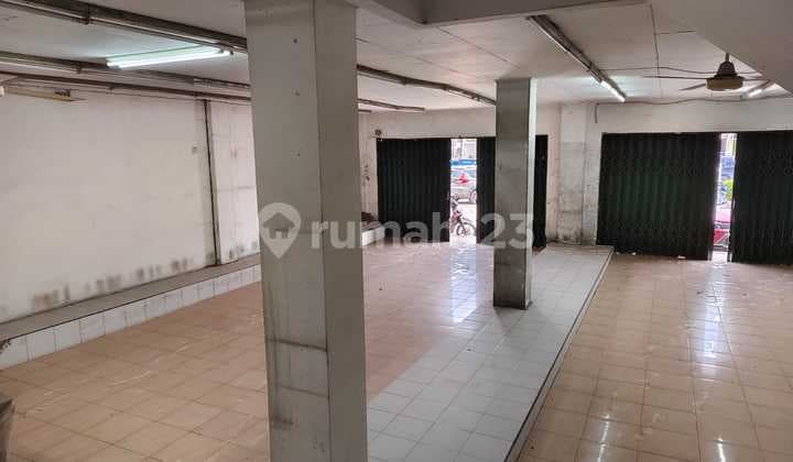 Ruko Gandeng 4 Lantai di Jalan Sultan Agung, Pondok Ungu Bekasi